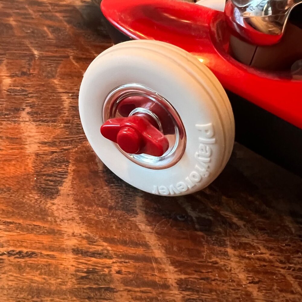 Playforever Rufus Patrick Toy Car Red Dog Racer Vintage Style - Picture 5 of 10